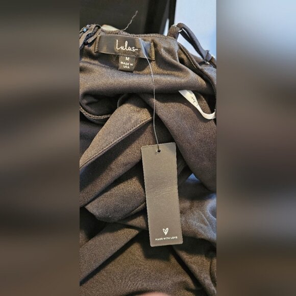 NWT Brand New Lulu's Everything to Me Black Sleeveless Bodycon Midi Dress Size M - Picture 4 of 4